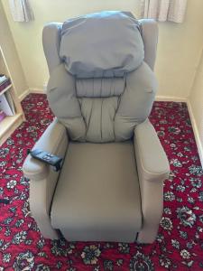 Geriatric chair/Adjustable Comfort Chair