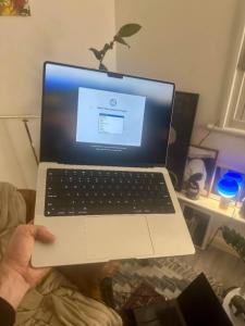 MacBook Pro 14" 2021