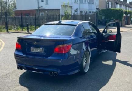 BMW, M5, Saloon, 2005, Semi-Auto, 4999 (cc), 4 doors