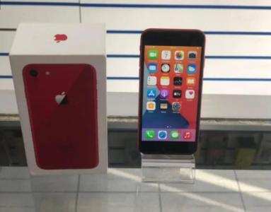 iPhone 8 Product Red