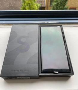 Samsung S22 Ultra (brand new)
