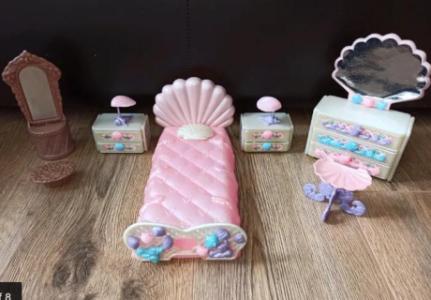 Lady Lovely Locks and the Pixietails: The Fairytale Bedroom