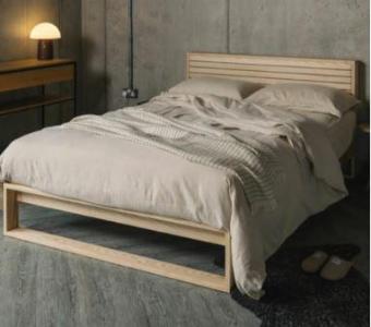 Elegant Oak Wood Bed Timeless Craftsmanship for Your Bedroom