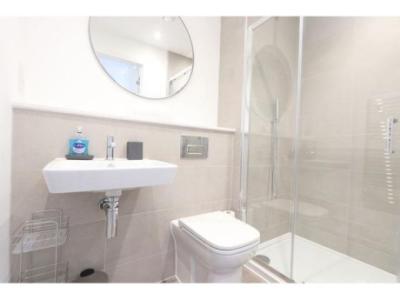 Smart and clean 1 bedroom flat