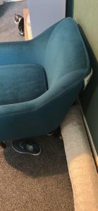 Tube chair Green velvet like New, very good condition