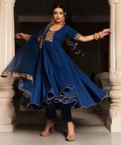 Shop Trending Indian Anarkali Suits Online | Mirraw Luxe