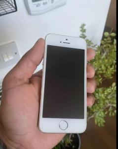 iPhone 5s 16gb unlocked. Excellent condition