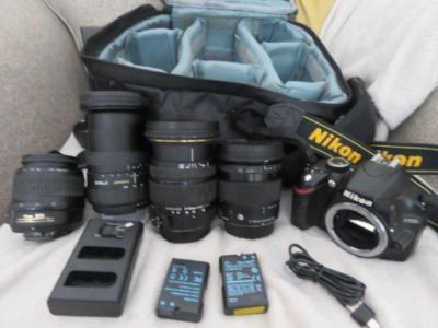 Nikon 3200 camera 4 lenses 3 batteries